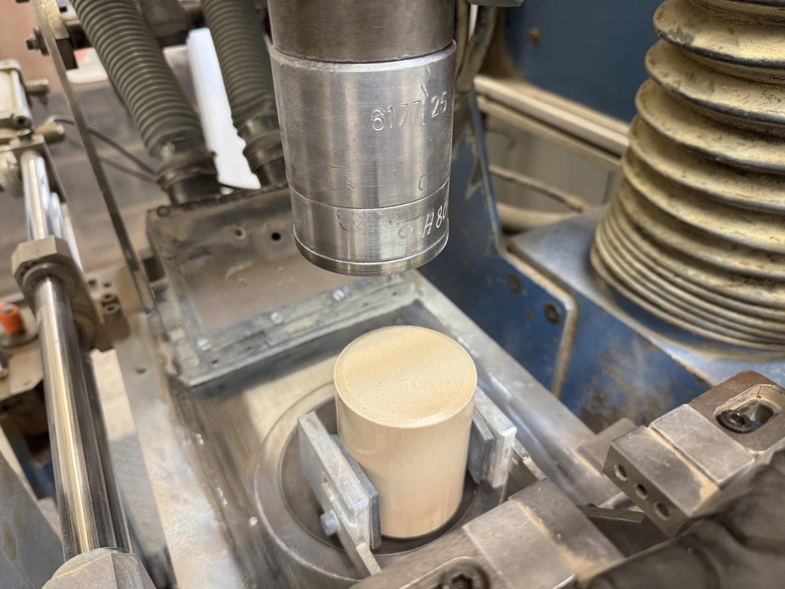 Why automation in technical ceramics is challenging